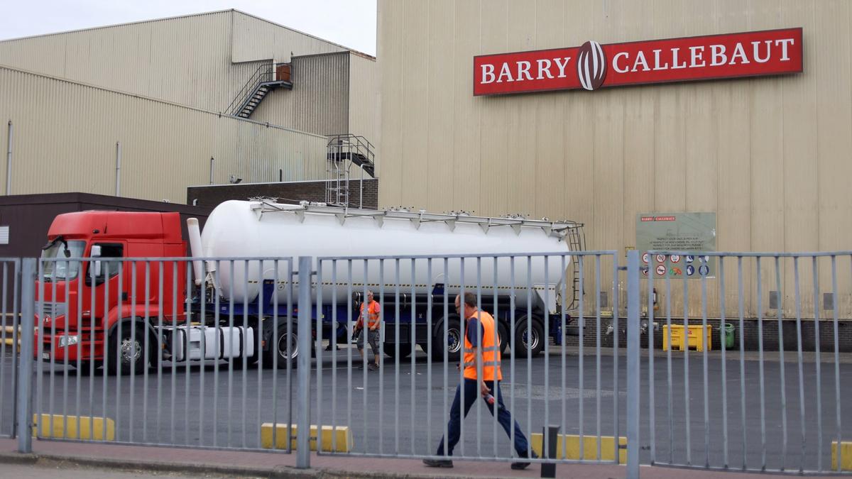 Salmonella Outbreak Shuts World’s Largest Chocolate Factory in Belgium