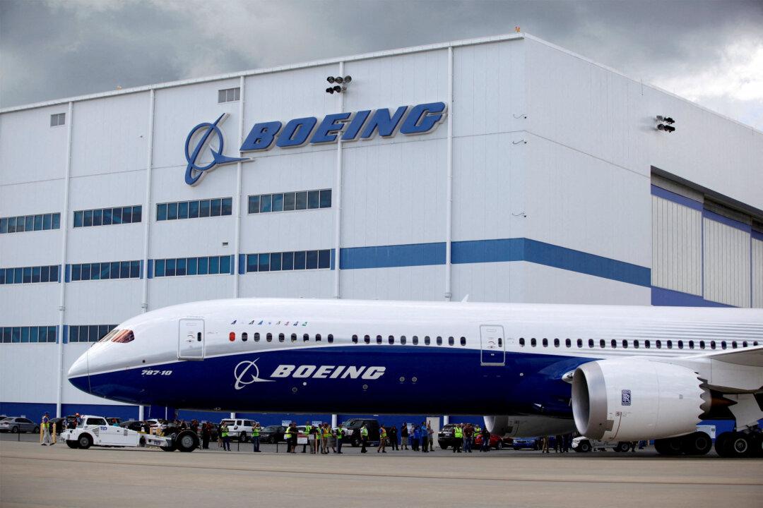 Boeing Delivers 130 Planes in Q1, Beating Airbus by 3 Jets