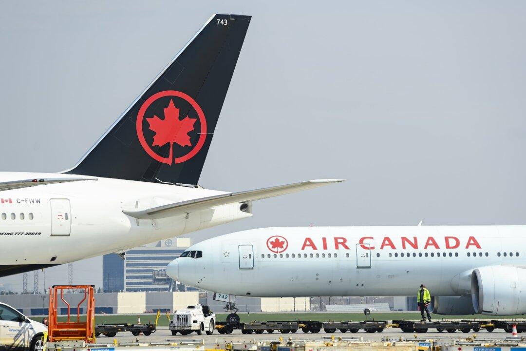 Ontario Couple Told Air Canada Gave Their Bag to Charity After Months Following It With Tracker
