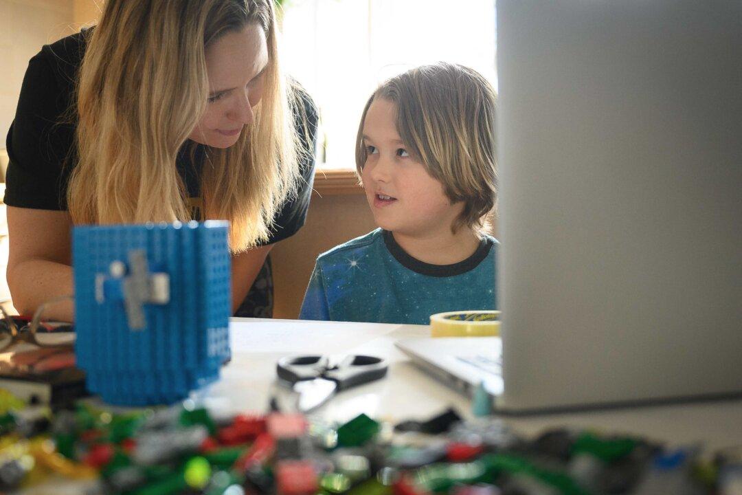 ‘Woke’ Gender Ideology in British Schools Nudging More Parents to Choose Home Education