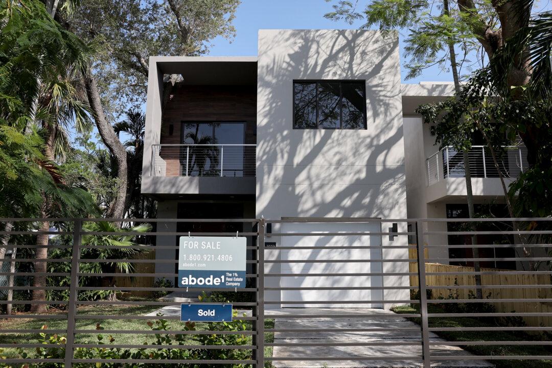 Inflation of US Housing Market Slows Down as Higher Mortgage Rates Shrink Demand