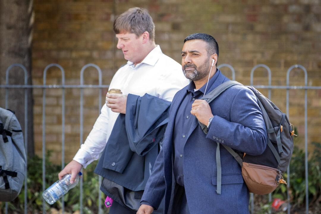 2 UK Police Officers Dismissed Over Racist Joke About Duchess of Sussex