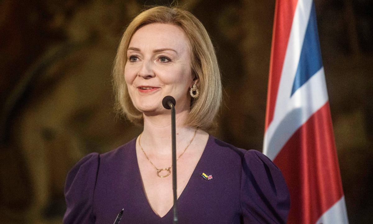 UK Continues to Stand With Hong Kong, Foreign Secretary Vows 25 Years After Handover