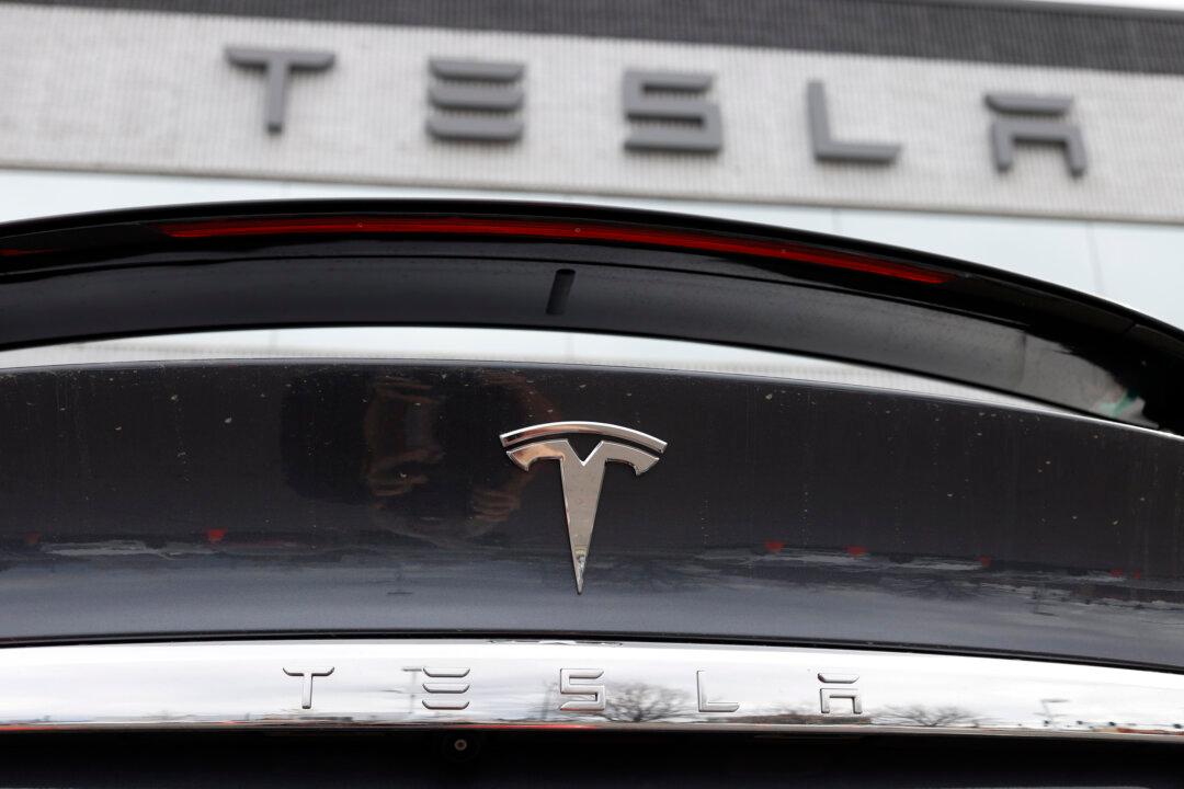 Tesla’s 2nd Quarter Sales Drop Amid Supply Chain, Pandemic Problems