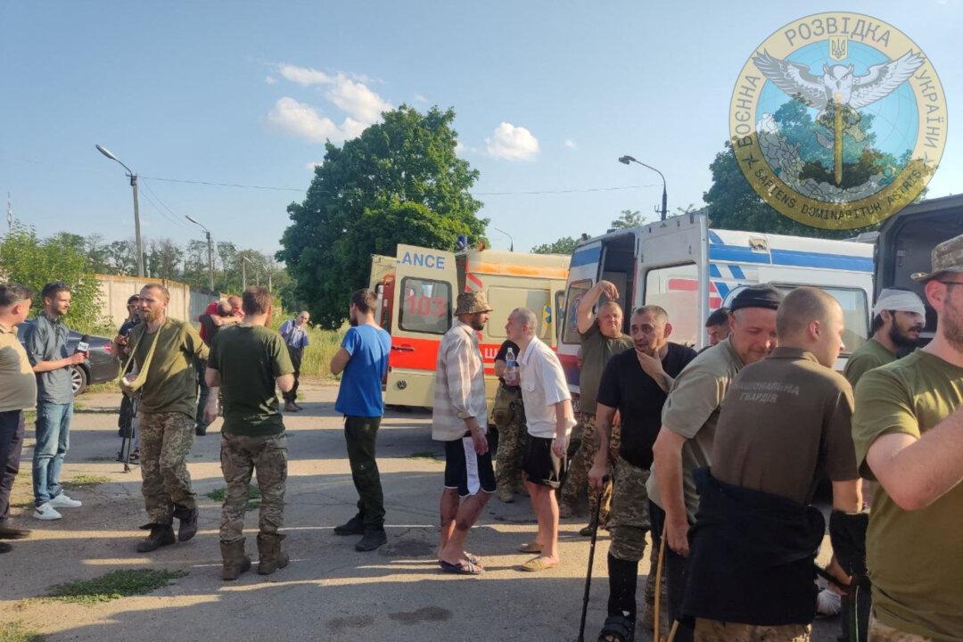 Ukraine Says 144 of Its Soldiers Released in Biggest Prisoner Swap of War