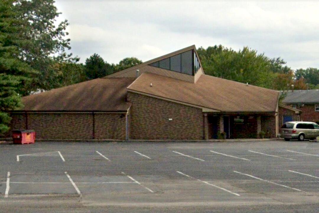 31 Bodies, Some Decomposing, Found at Indiana Funeral Home