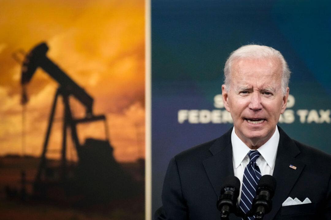 Biden’s Fiery Gas Station Twitter Post Trolled by US Energy Group