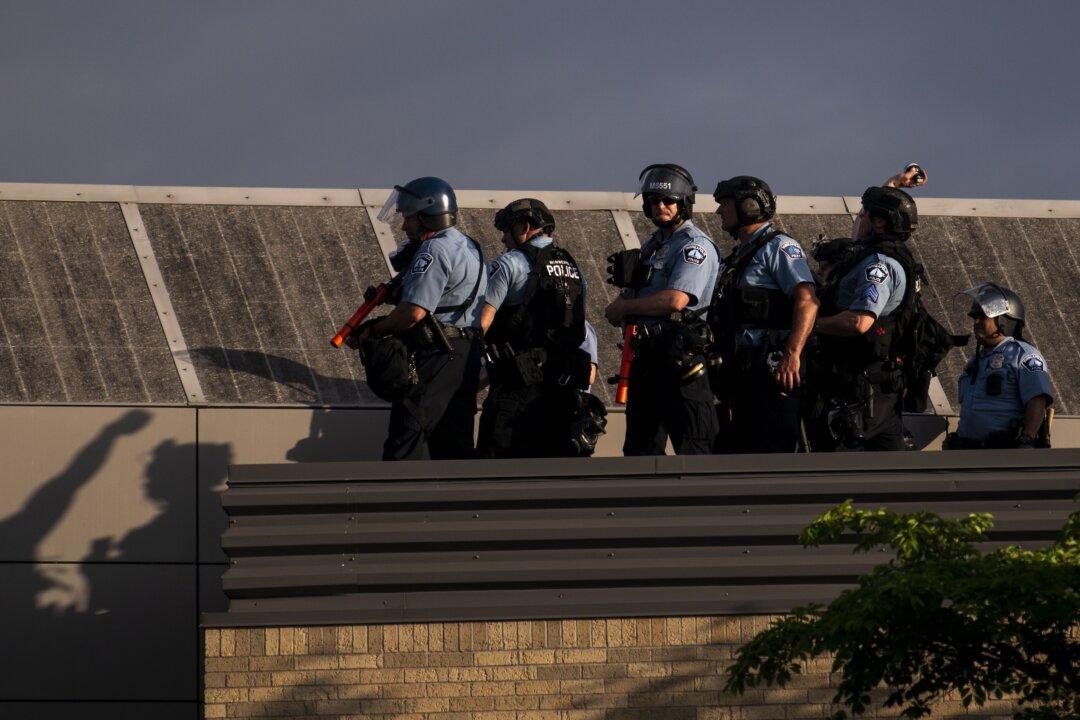 Safety Report Suggests Minneapolis Hire More Police