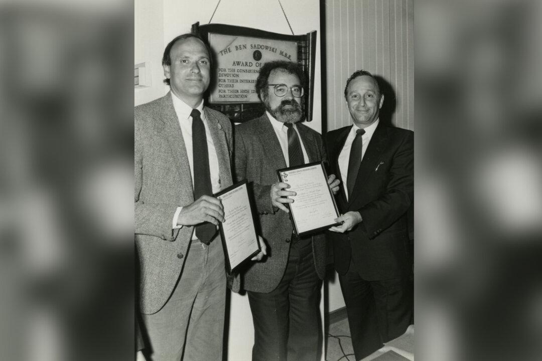 Irving Abella, Historian Who Wrote on Canada’s Refusal of Jewish Refugees, Dead at 82