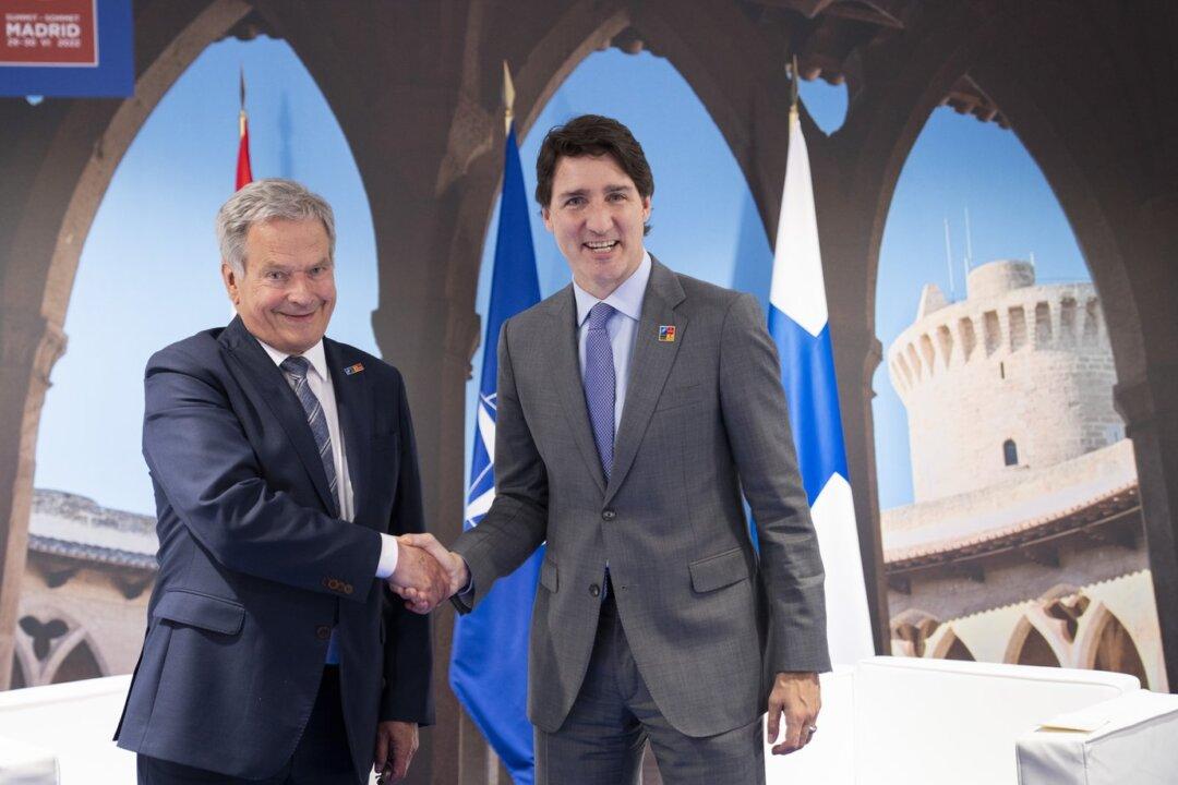 Canada First Ally to Ratify NATO Membership Bids From Sweden, Finland