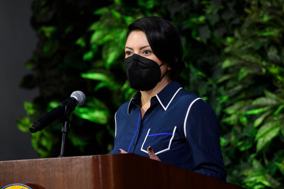 Sen. Lena Gonzalez Shows What’s Going on in California