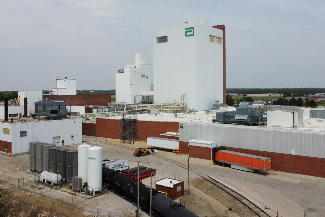 Abbott Labs Being Investigated Over Baby Formula, Company Says