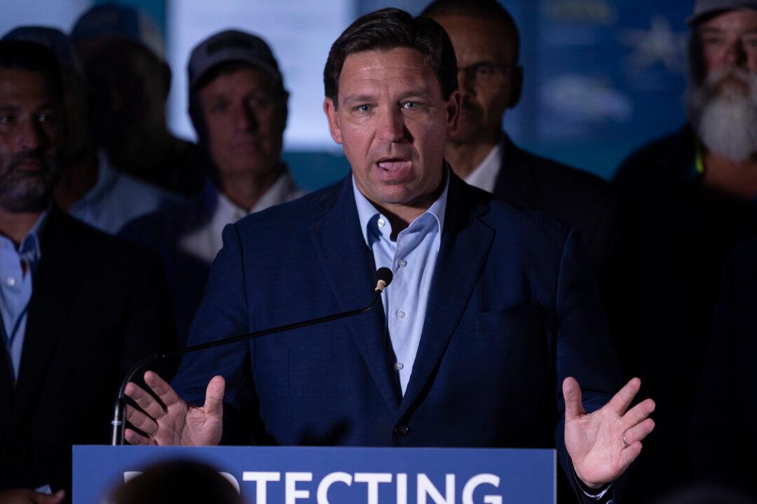 Salon Website Corrects Year-Old Headline Saying DeSantis Forces Students to Register Political Views