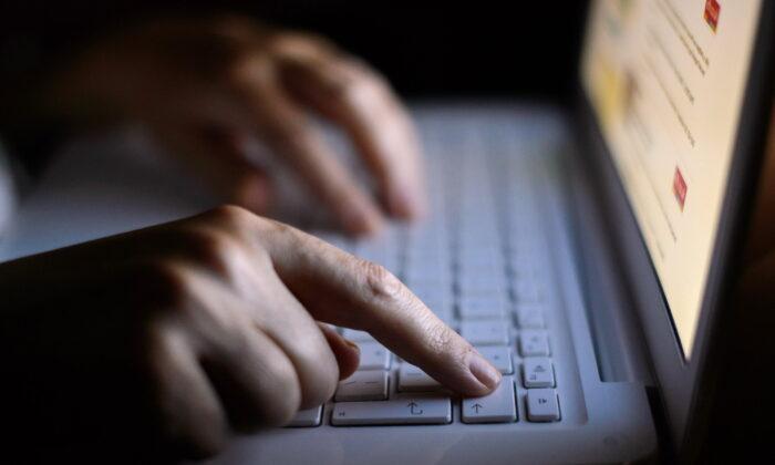Australia Considers Legislating Against ‘Online Abuse of Public Figures’
