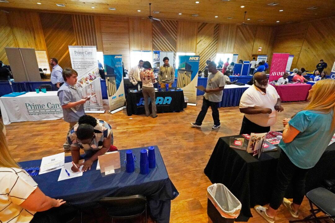 Americans Filing Jobless Claims at Highest Level in 8 Months