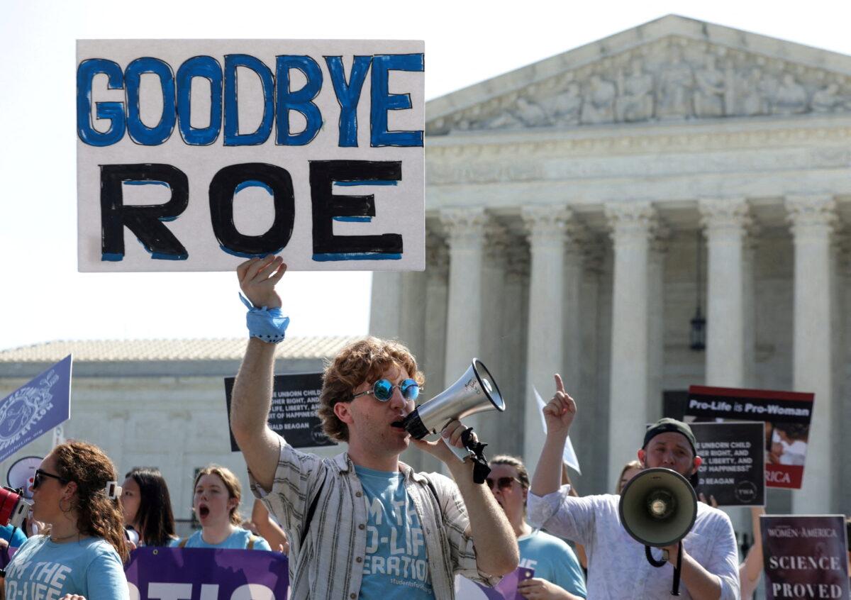Judge Blocks Biden Admin’s Emergency Abortion Rule in Texas