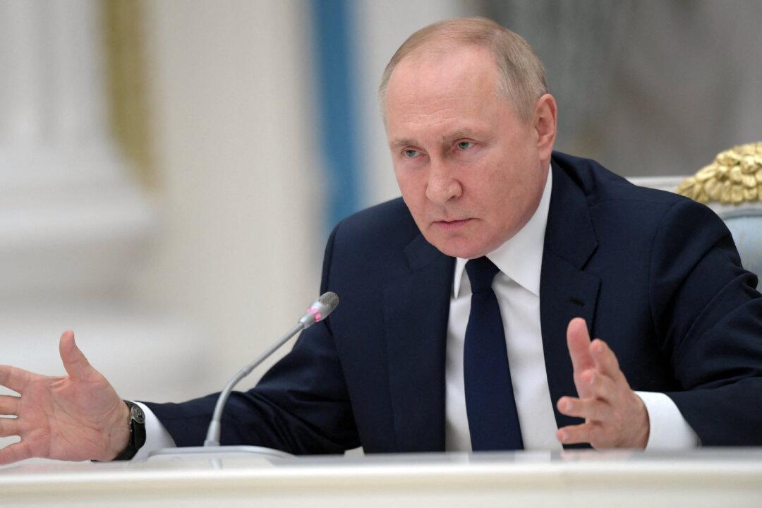 Putin Warns West: Sanctions Risk Energy Price Spike Catastrophe