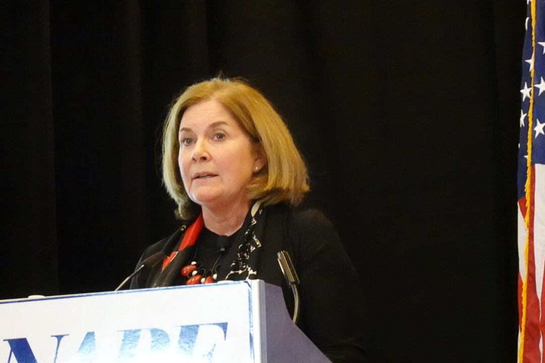 Kansas City Fed President Warns ‘Abrupt’ Rate Changes Could Strain Economy