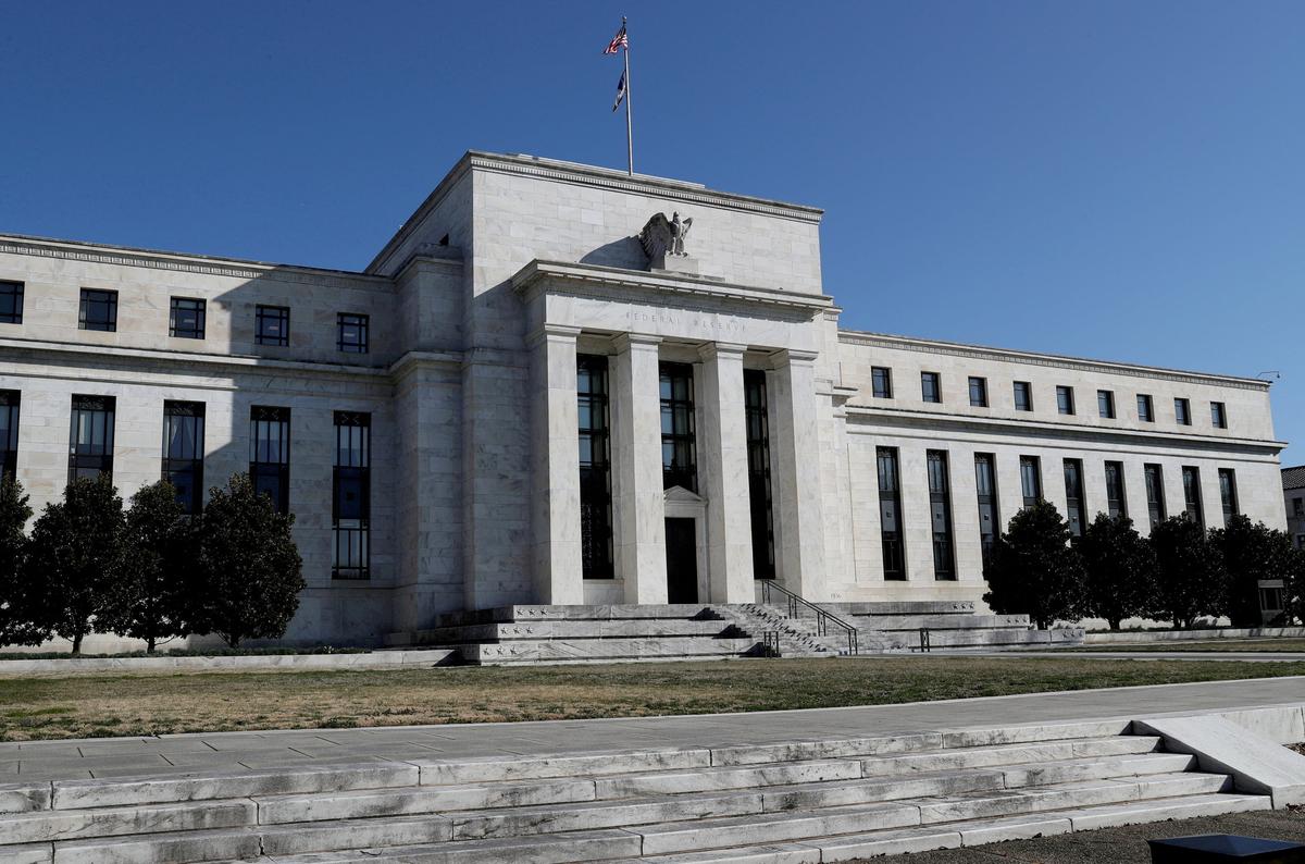 Federal Reserve Still Doesn’t See Evidence of Easing Inflation Pressures: FOMC Minutes