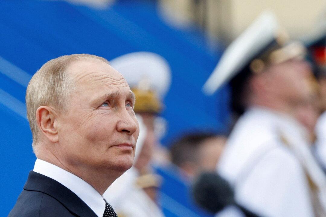 On Navy Day, Putin Says US Is Main Threat to Russia