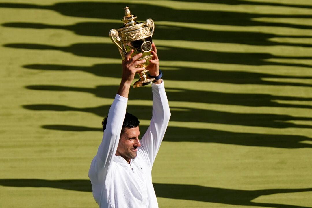 Djokovic Tops Kyrgios for 7th Wimbledon, 21st Grand Slam Trophy