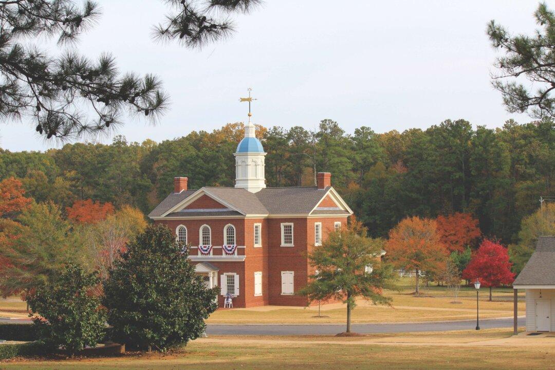 A Tour Through Alabama’s American Village, a Living History Museum Bringing the Revolutionary War to Life