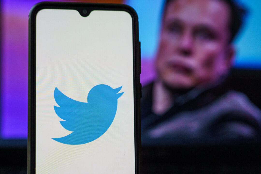 Twitter Stock Plummets After Musk Backs out of Twitter Acquisition Deal