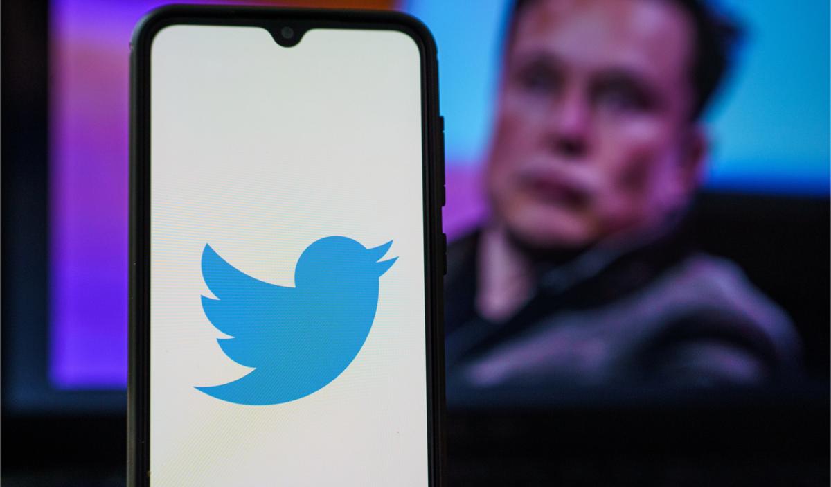 Twitter Stock Plummets After Musk Backs out of Twitter Acquisition Deal