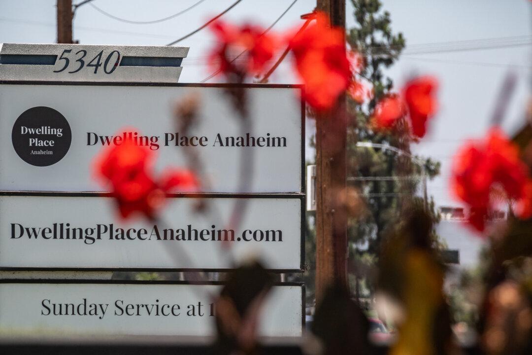 Former Vineyard Anaheim Church Members Sue ‘Dwelling Place’ Pastors for Fraud