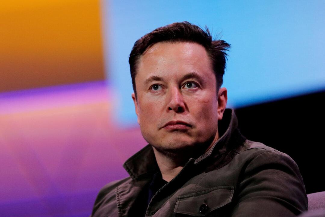 Musk Confirms Tesla’s Plans to Build Lithium Refinery in Texas