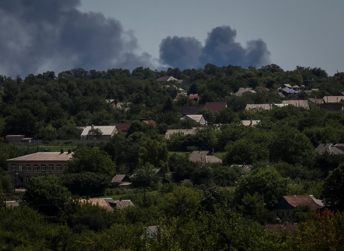 Russia Strikes Ukrainian City a Day After Grain Talks Breakthrough