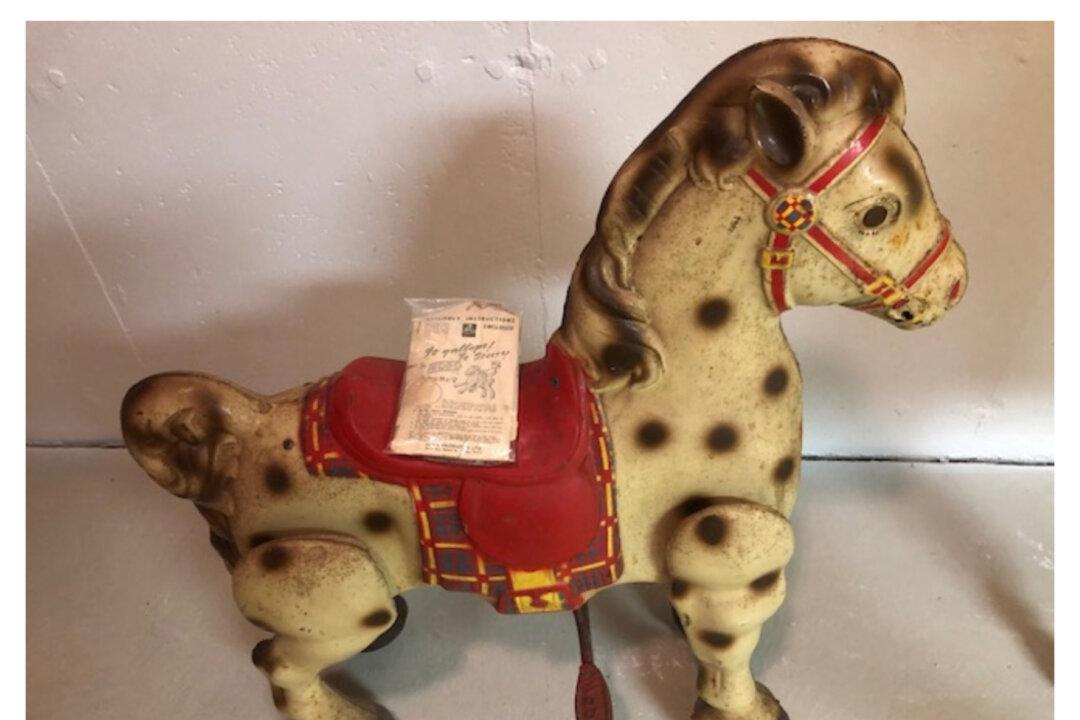 Best of Treasures: Bronco toy horse most popular Mobo product