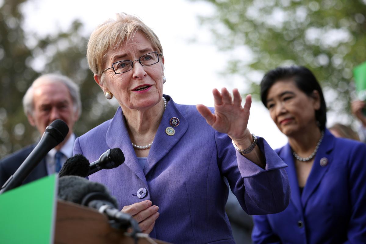 Trump-Endorsed Candidate Challenges 40-Year US House Member in Ohio
