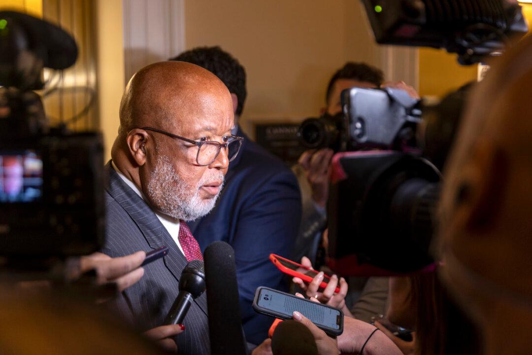 Reps. Thompson, Maloney Demand DHS IG Step Down Over Handling of Secret Service Jan. 6 Texts