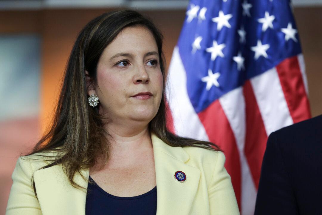 Rep. Stefanik Wants Answers From FBI on Hunter Biden Laptop and Mar-a-Lago