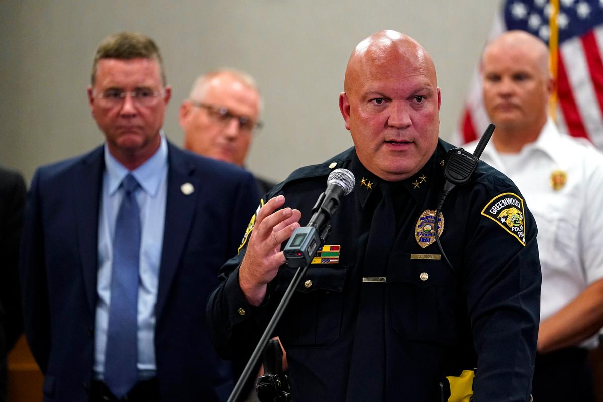 Police Praise Actions of Armed Civilian Who Killed Indiana Mall Shooter