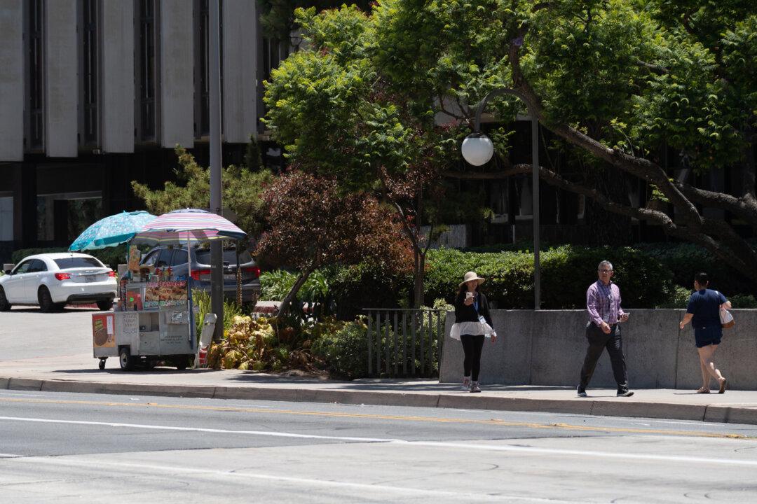 Santa Ana Urges State to Allow More Local Control Over Street Vending Safety Rules
