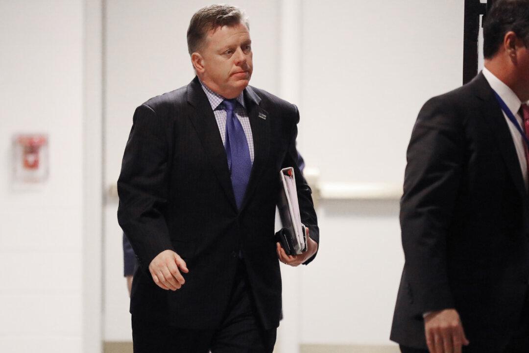 National Archives Asks Secret Service to Probe ‘Potential Unauthorized Deletion’ of Jan. 6 Texts