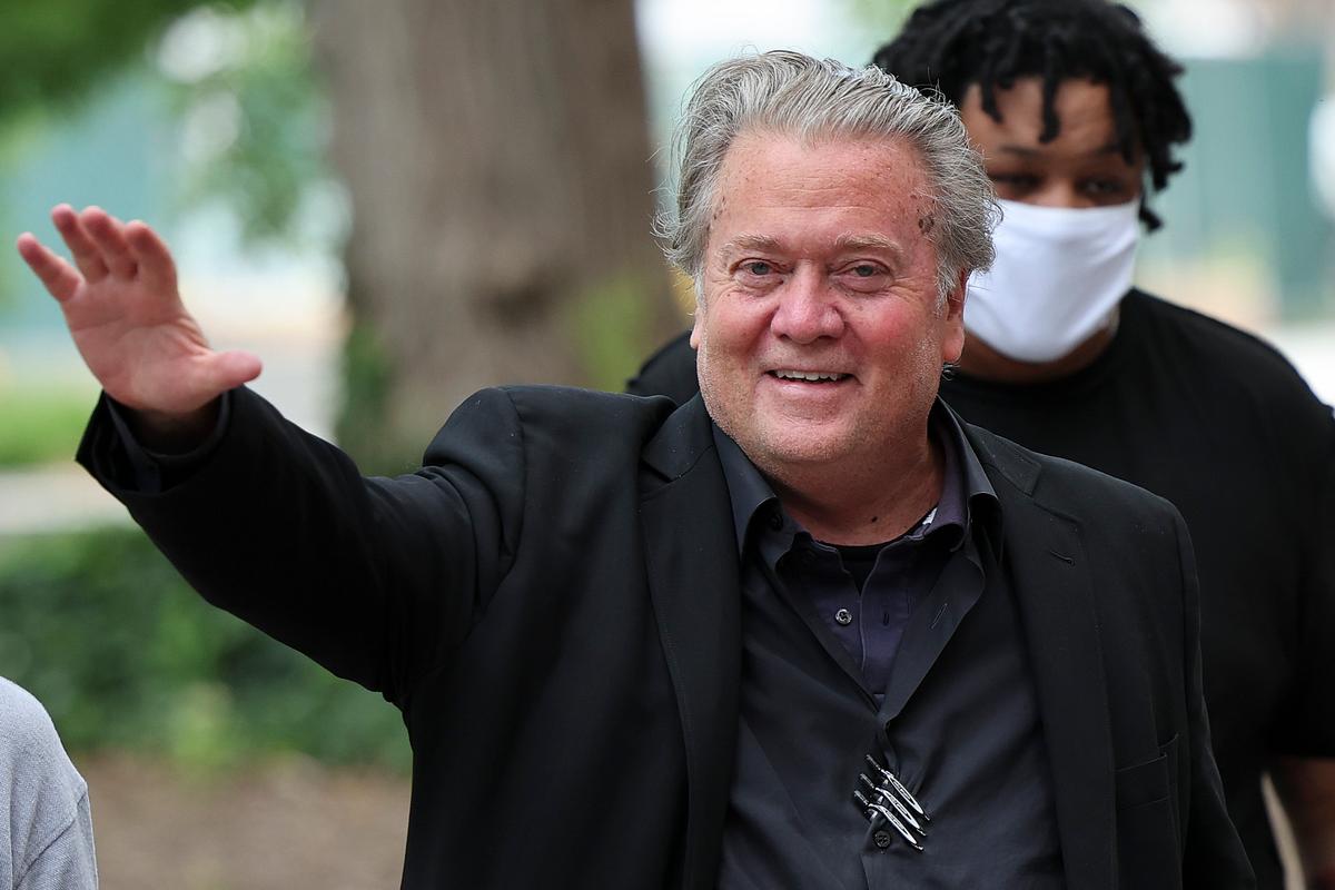 Jury Selected as Steve Bannon’s Contempt of Congress Trial Begins