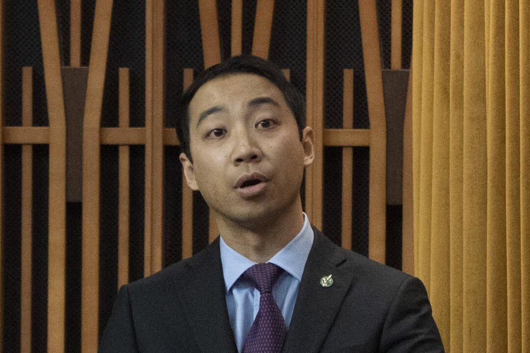 Toronto Independent MP Vuong ‘Open’ to Joining Tories
