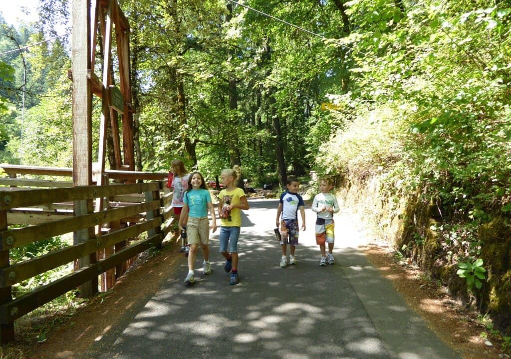 5 Tips for First Time Hiking With Kids