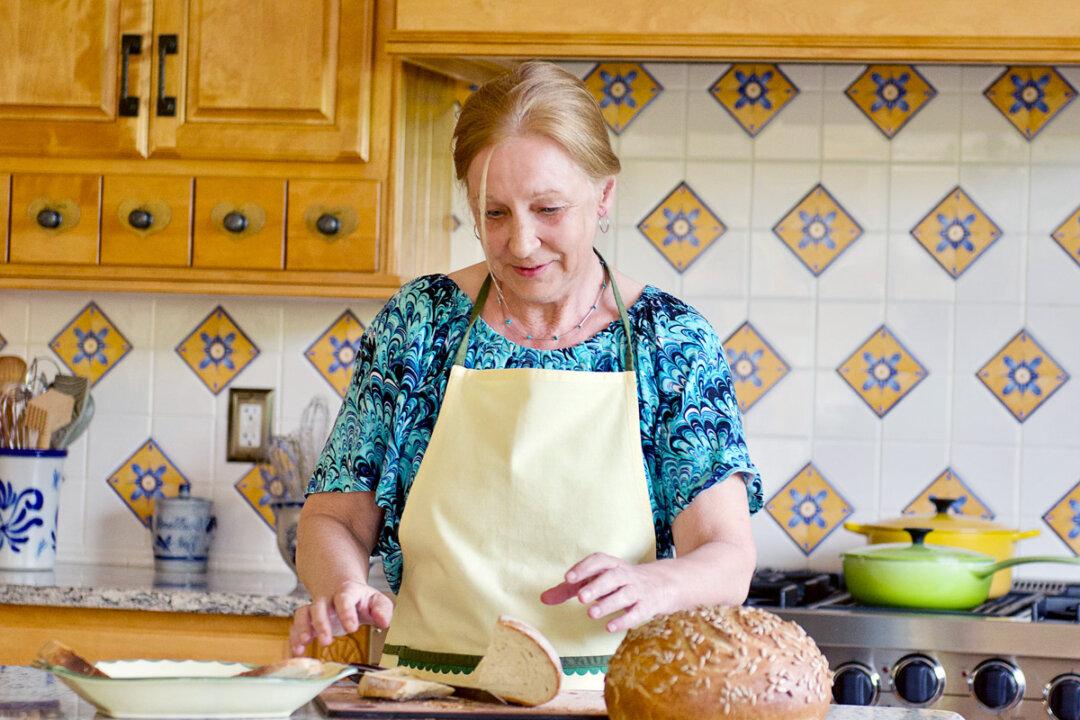 The Oma Way: A Grandmother Shares the Culture and Traditions She Grew Up With in Germany