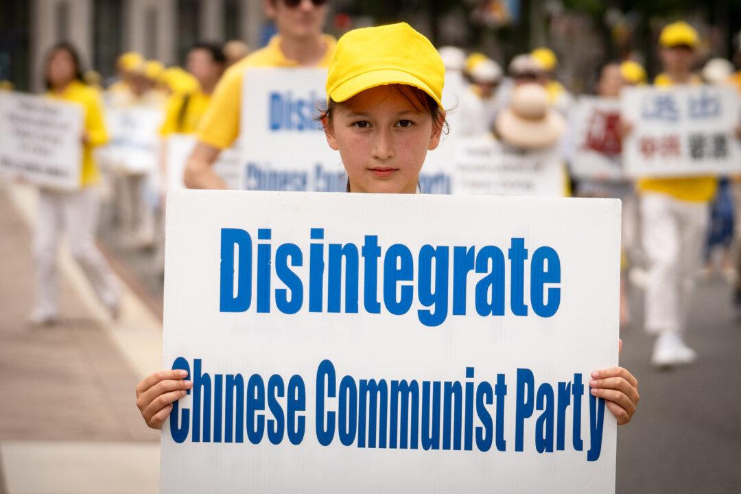 400 Million Cut Their Ties With the CCP in Defiance of Communist Control