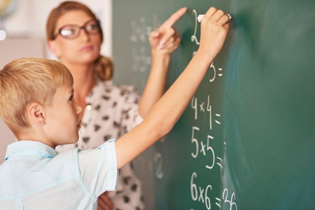 ‘Faddish’ Maths Teaching Is a Disservice to Australian Students, Researchers Say