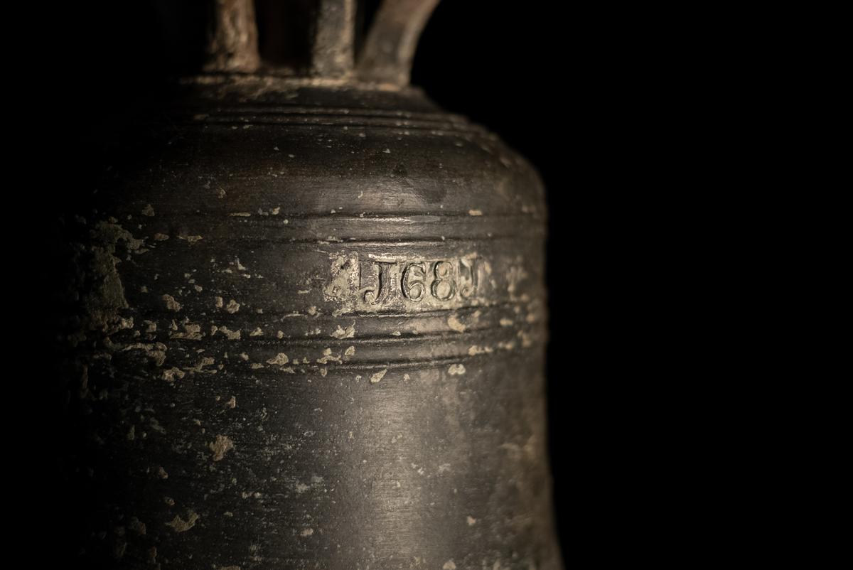 A detail of the bell reveals a date. (Courtesy of University of East Anglia)
