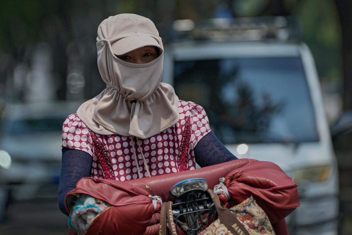Tornado Kills at Least One in Eastern China as Country Faces High Temperatures