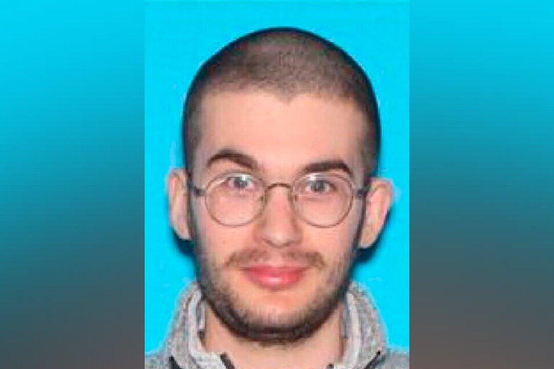 Suspected Gunman’s Motive in Iowa Park Killings a Mystery