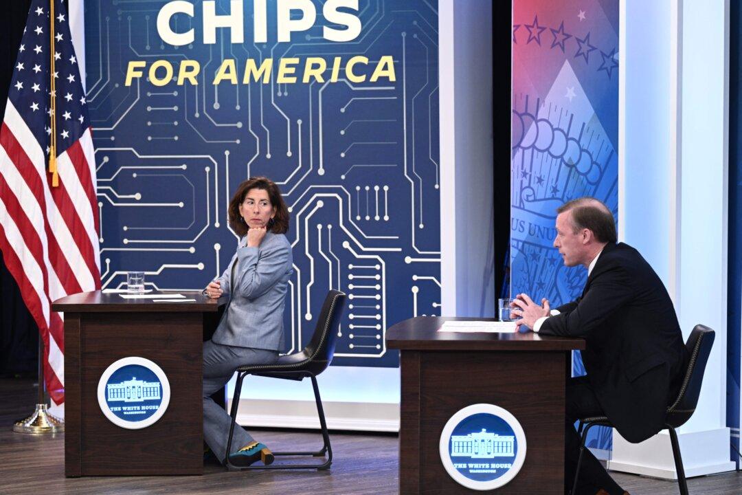 America’s Next President Needs a New Industrial Policy