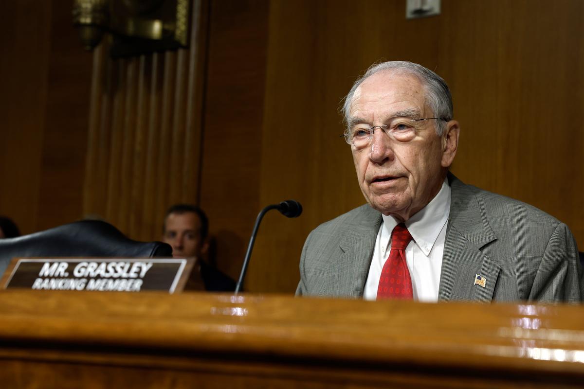 DHS Redacted Critical Details About ‘Anti-Disinformation’ Activities: Sens. Grassley, Hawley