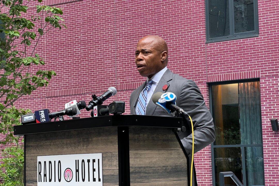 EXCLUSIVE: Leaked Email Shows NYC Struggling to Cope With ‘Drastic Influx’ of Illegal Aliens Amid Border Crisis